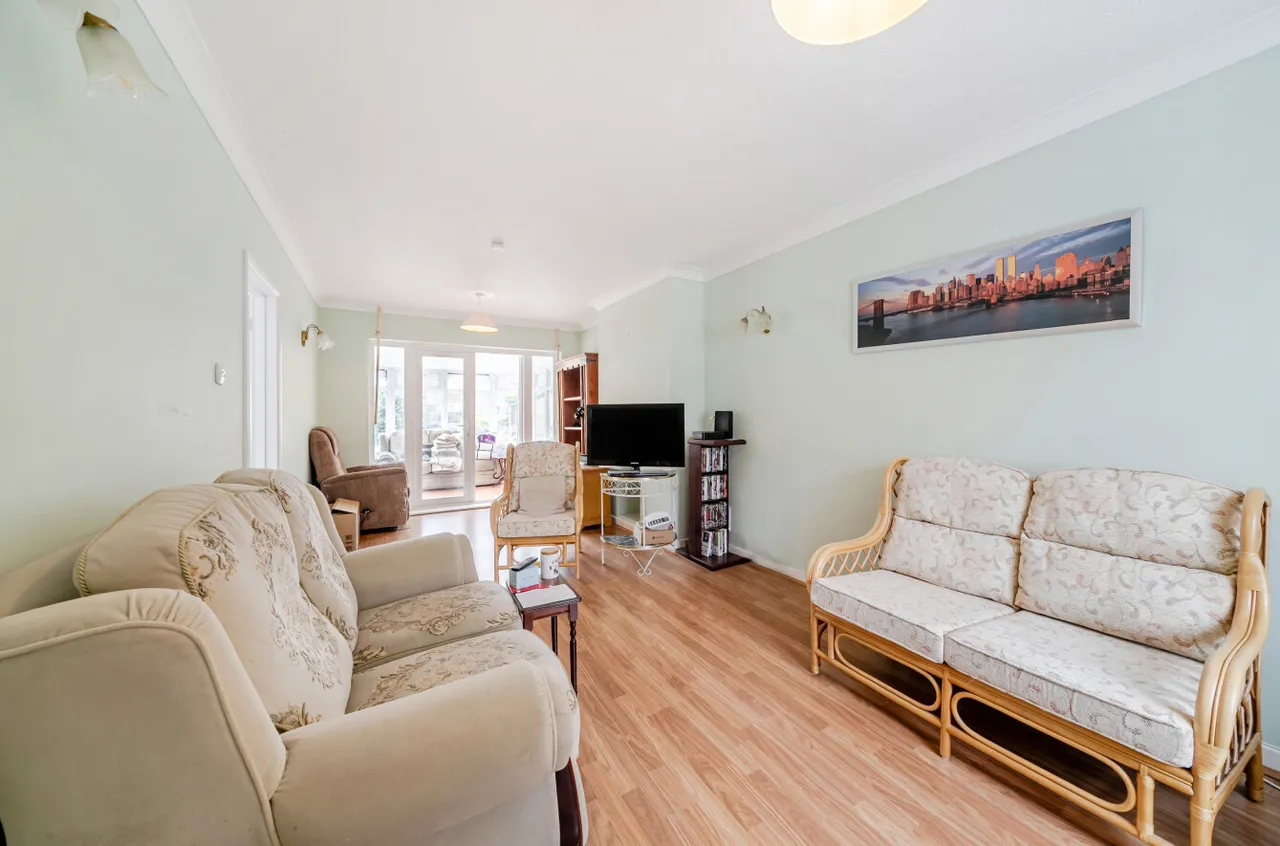Sandy Lane, Farnborough, Hampshire, GU14 9JB, photo 4