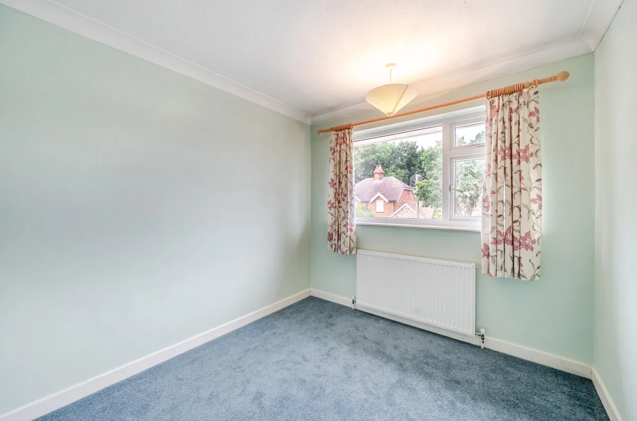 Sandy Lane, Farnborough, Hampshire, GU14 9JB, photo 7