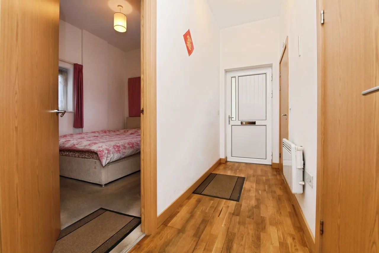 Cherrydown East, Basildon, Essex, SS16, photo 10