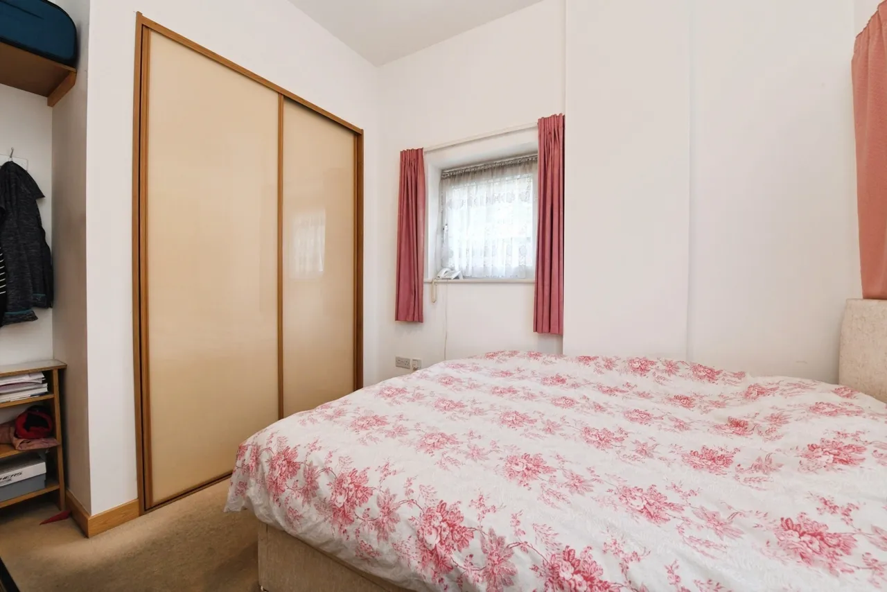 Cherrydown East, Basildon, Essex, SS16, photo 11