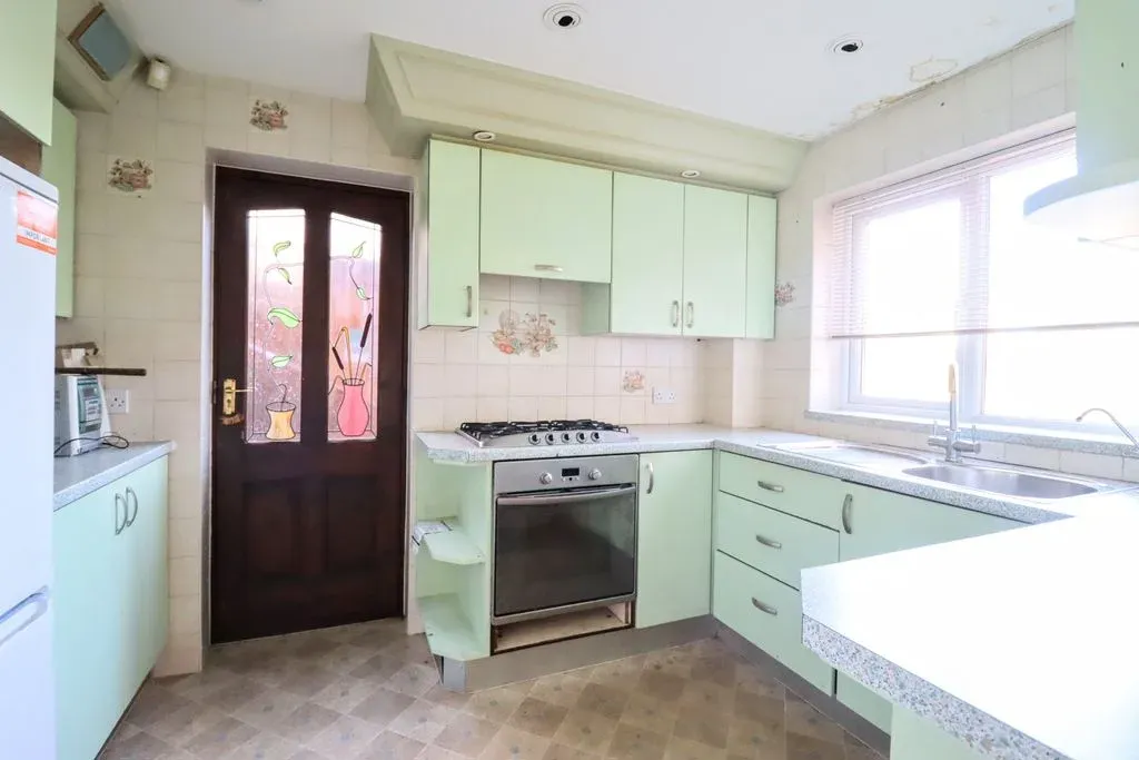 Bushy Close, Bletchley, Milton Keynes, Buckinghamshire, MK3 6PH, photo 4