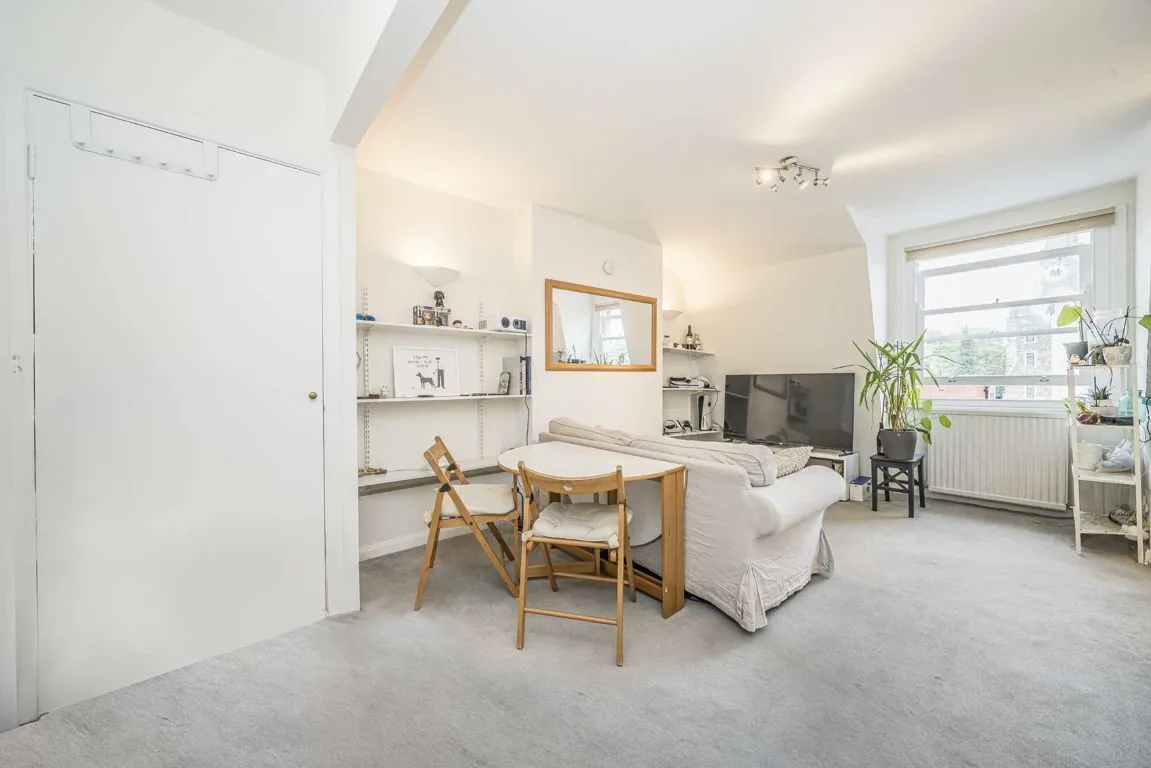 Oak Road, W5, photo 2