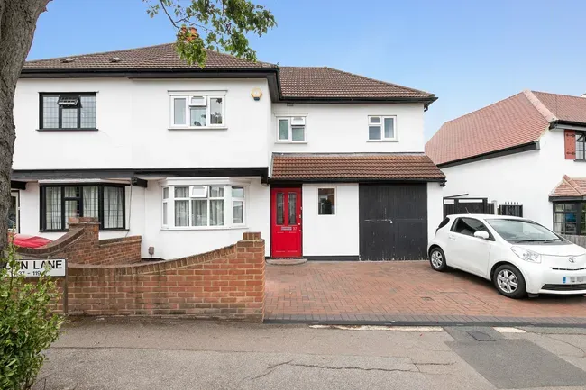 4 bed house for sale — Horn Lane, Woodford Green, IG8