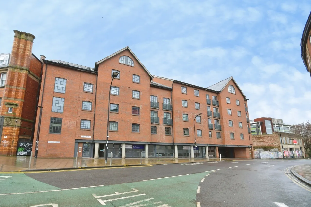 1 bed flat for sale — Nursery Street, Sheffield, S3