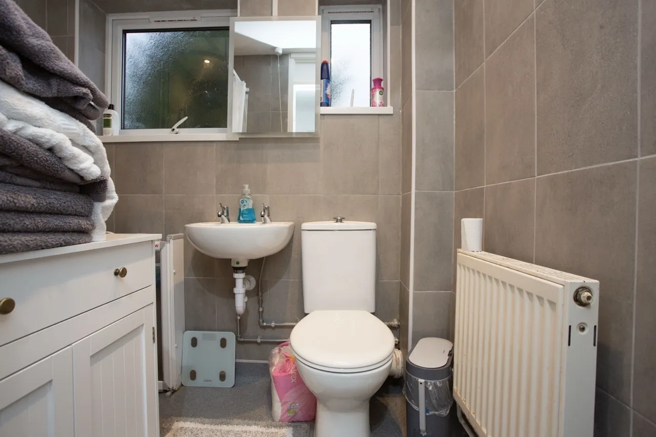Winchester Close, Barry, photo 8