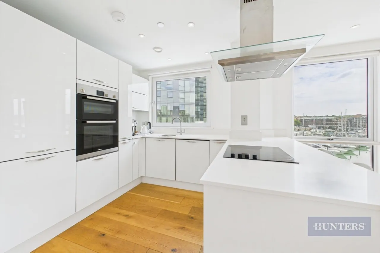 Alexandra Wharf, Ocean Village, SO14, photo 4
