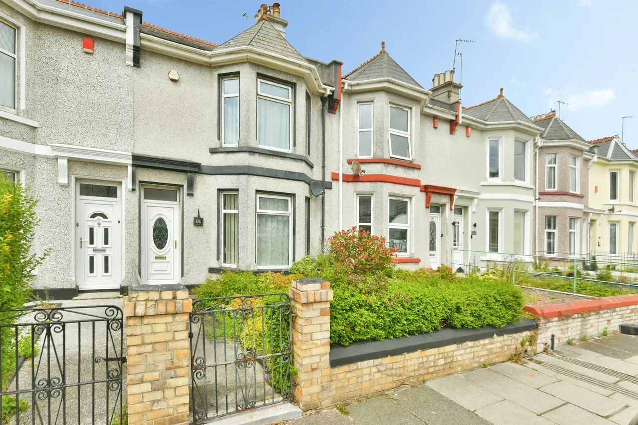 3 bed house for sale — St. Levan Road, Plymouth
