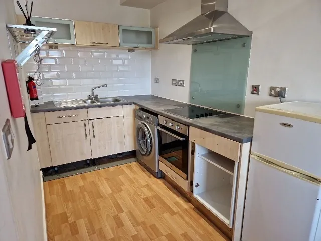 1 bed flat to rent — West One City, 10 Fitzwilliam Street, Sheffield, S1 4JF