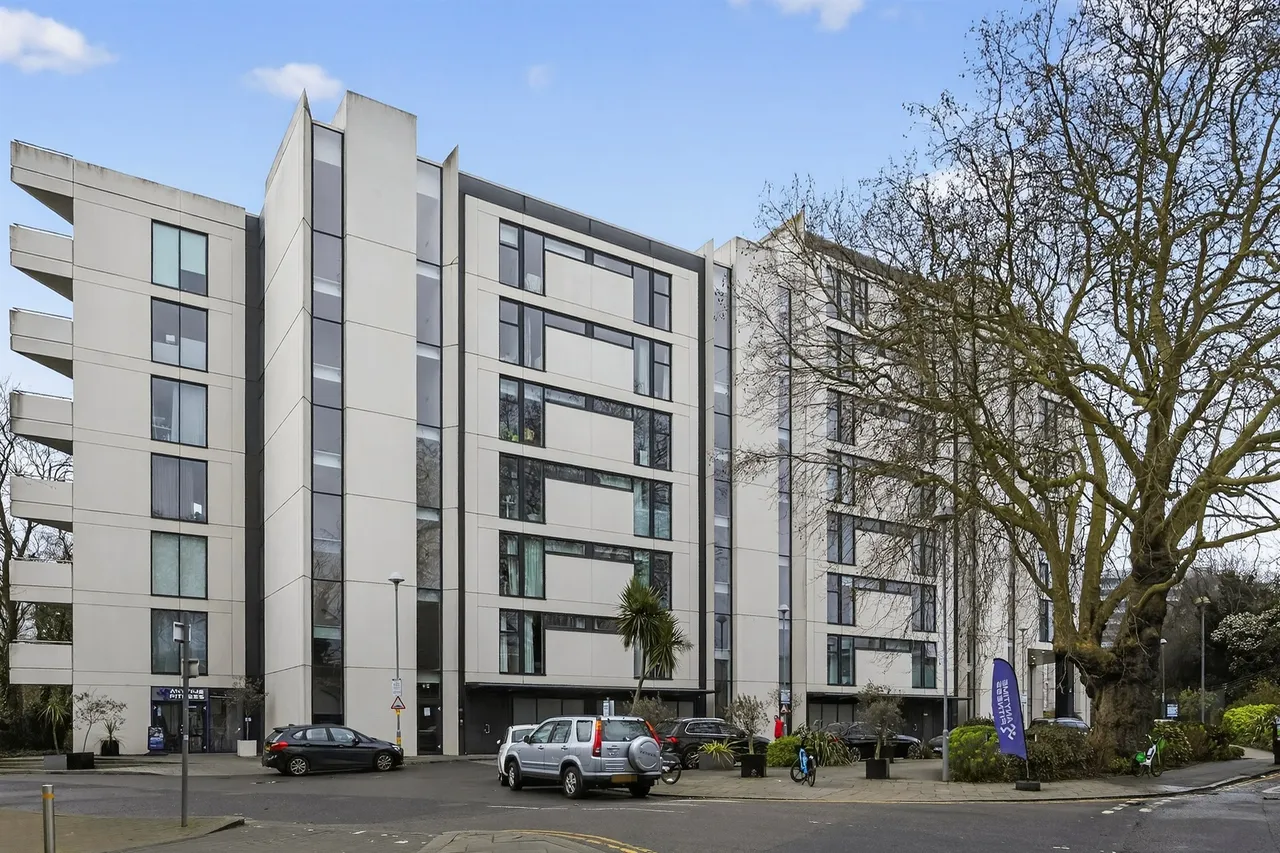 Colonial Drive, London, W4, photo 8