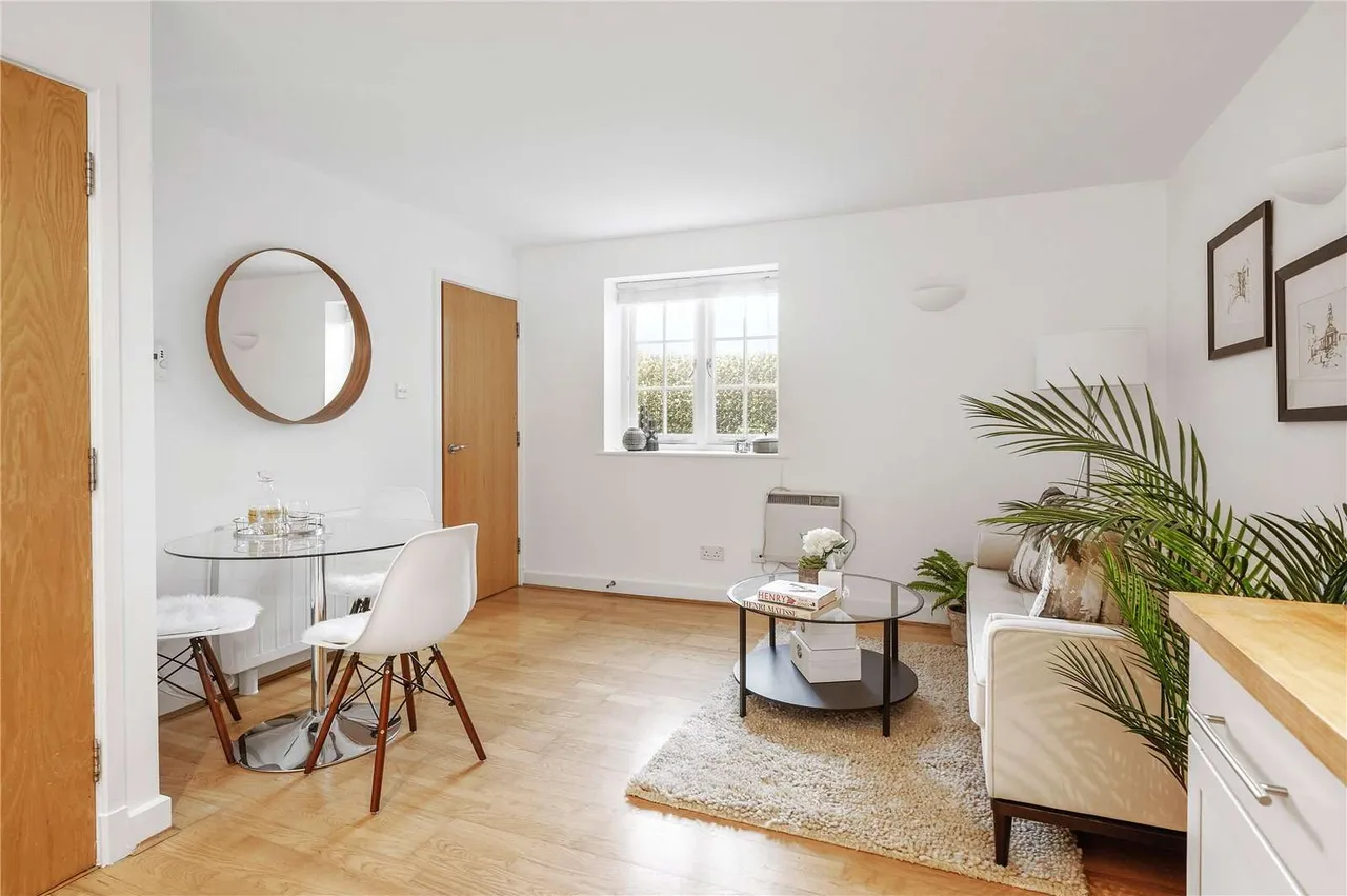 Almeida Street, London, N1 1AD, photo 2