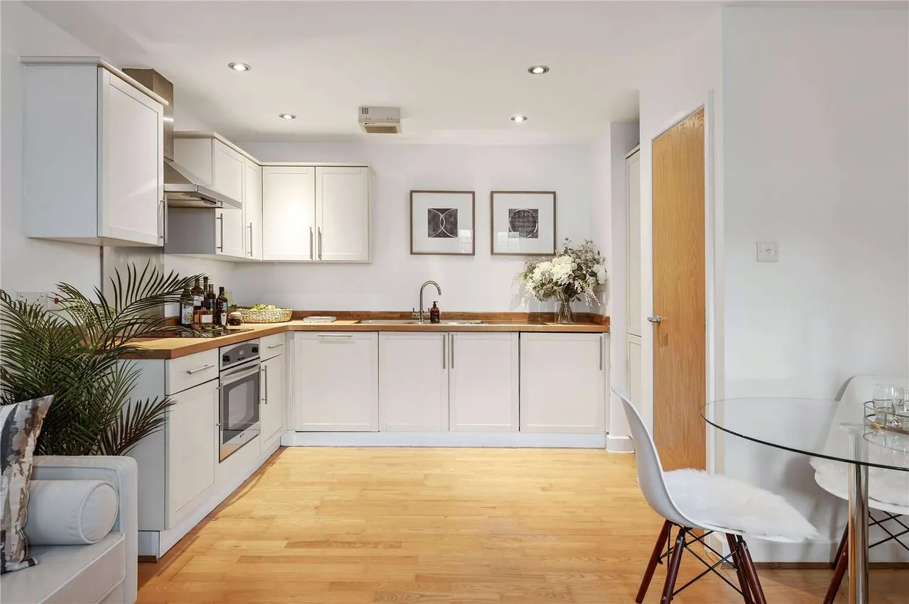 Almeida Street, London, N1 1AD, photo 5