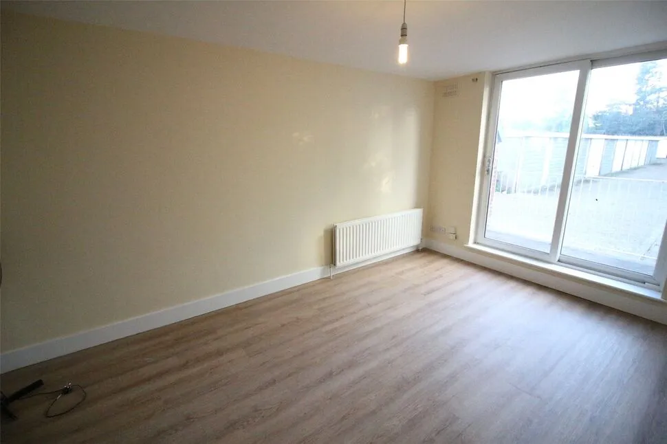 Brasted Close, Orpington, BR6, photo 3