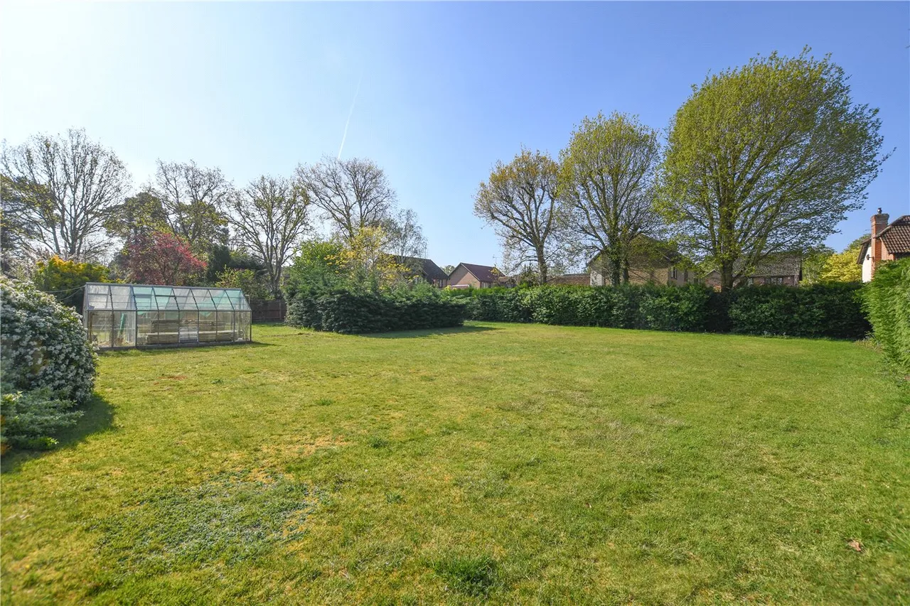 Barkham Ride, Finchampstead, RG40, photo 18