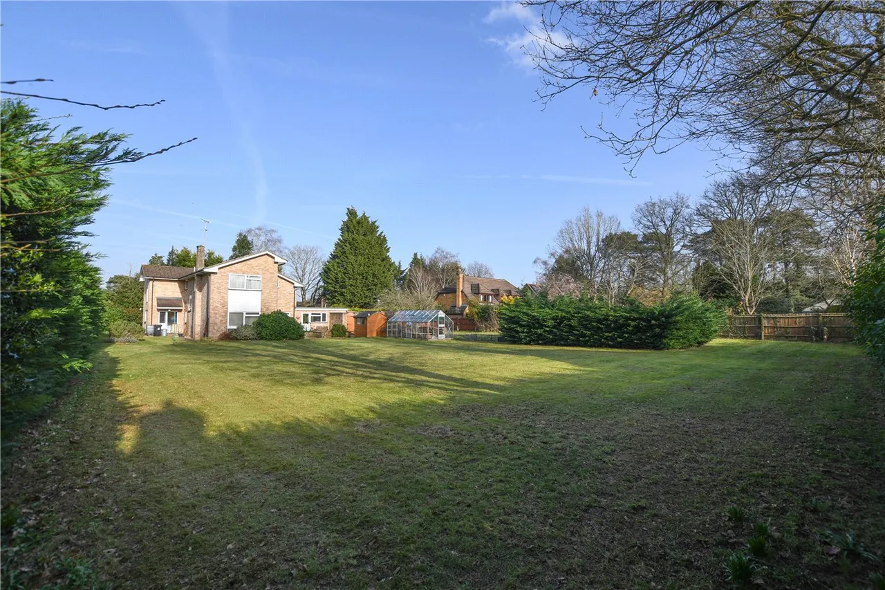 Barkham Ride, Finchampstead, RG40, photo 2