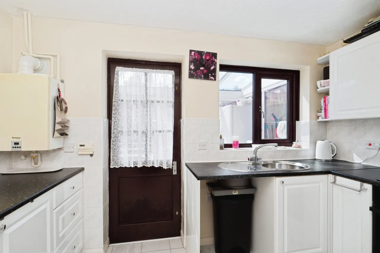 Market View, Market Place, Aylesham, Canterbury, CT3, photo 6