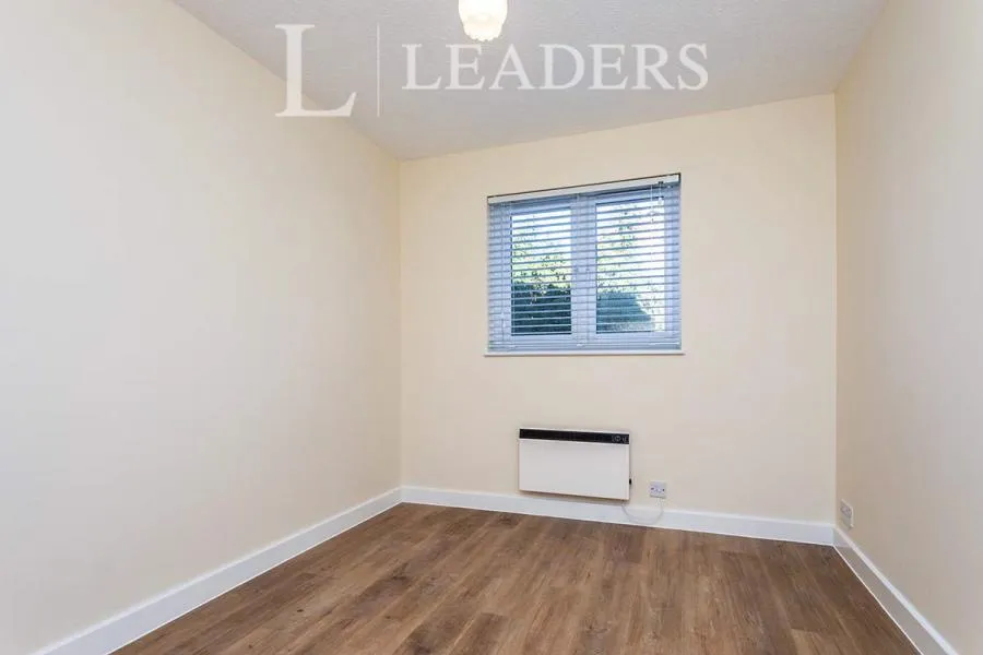 Station Road, Redhill, RH1, photo 6