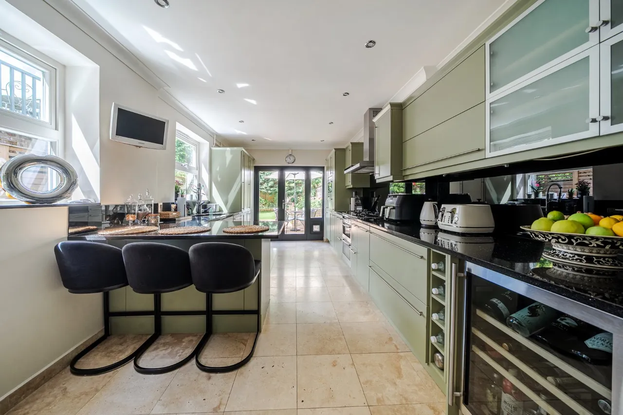 Maldon Road, Acton, W3, photo 19