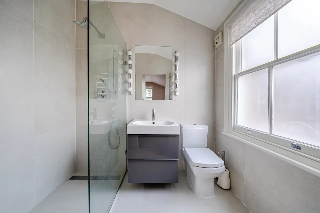 Maldon Road, Acton, W3, photo 34