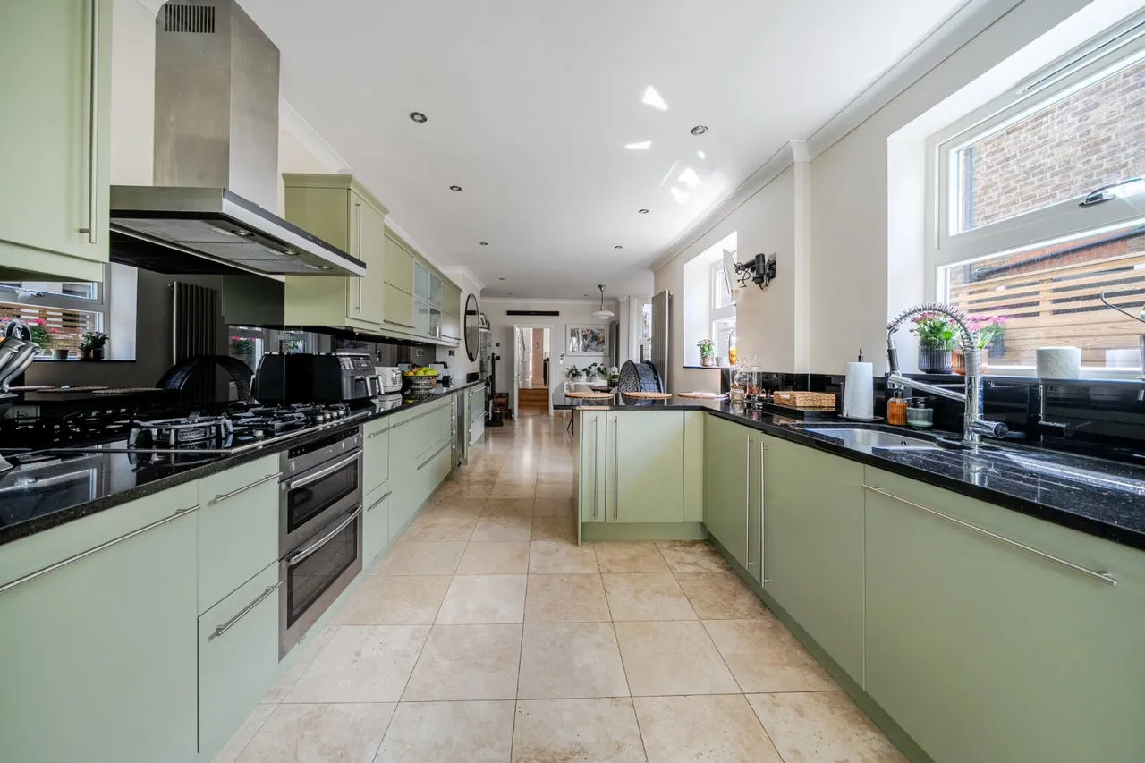 Maldon Road, Acton, W3, photo 17