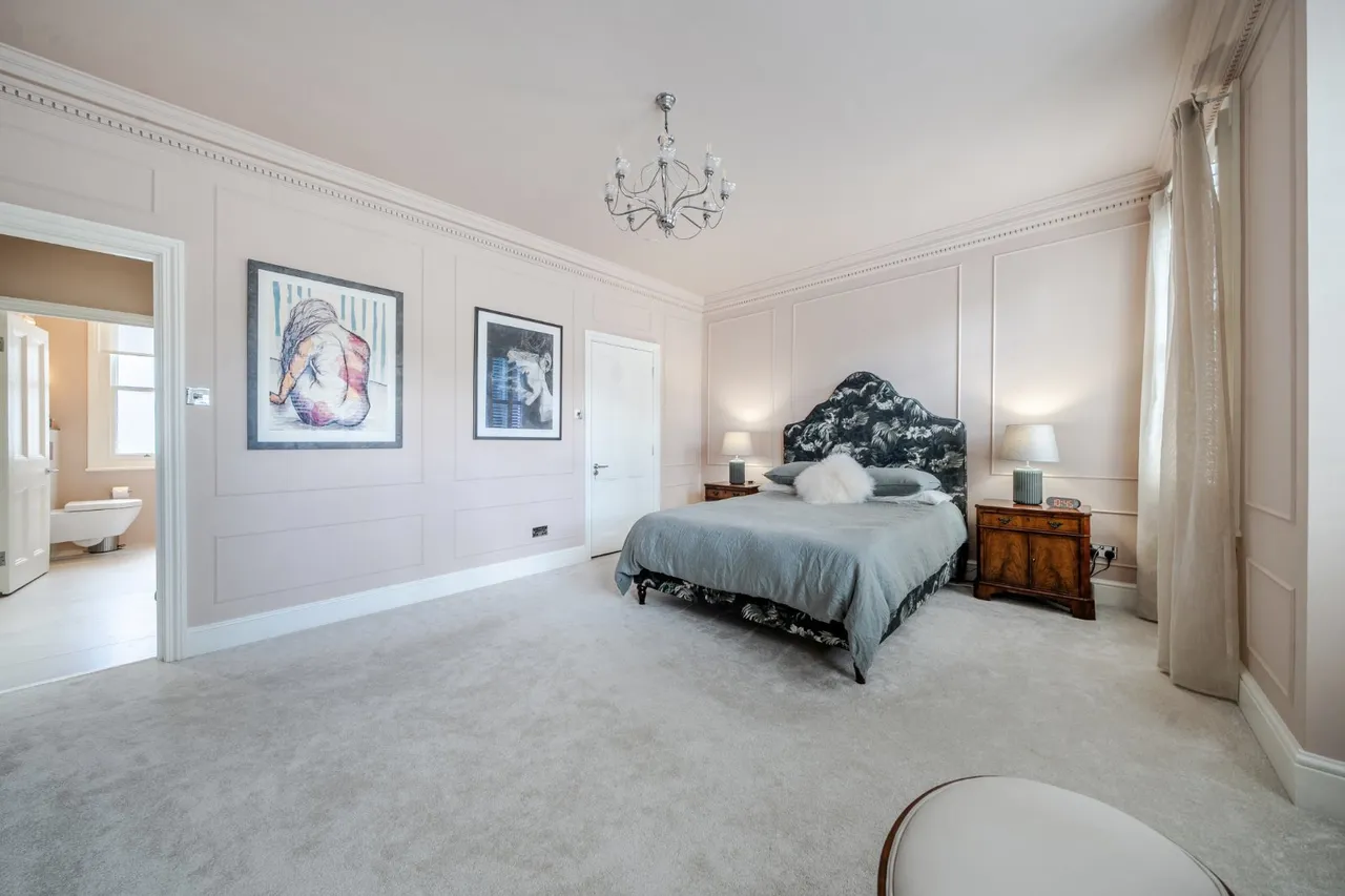 Maldon Road, Acton, W3, photo 30