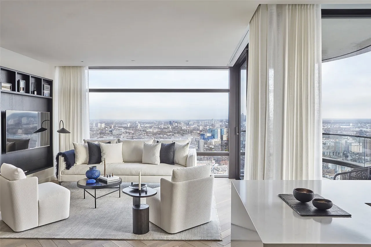 2 bed house for sale, Principal Place, London, EC2A