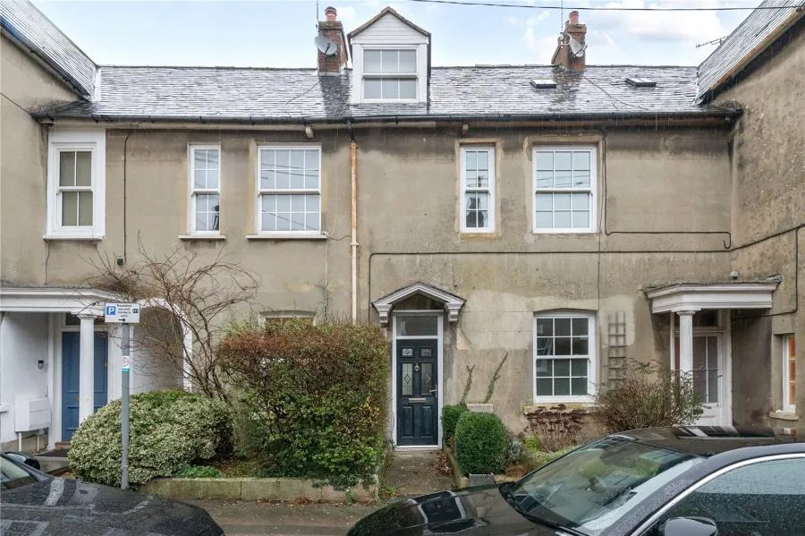 3 bed house for sale, Church Street, Hungerford, RG17