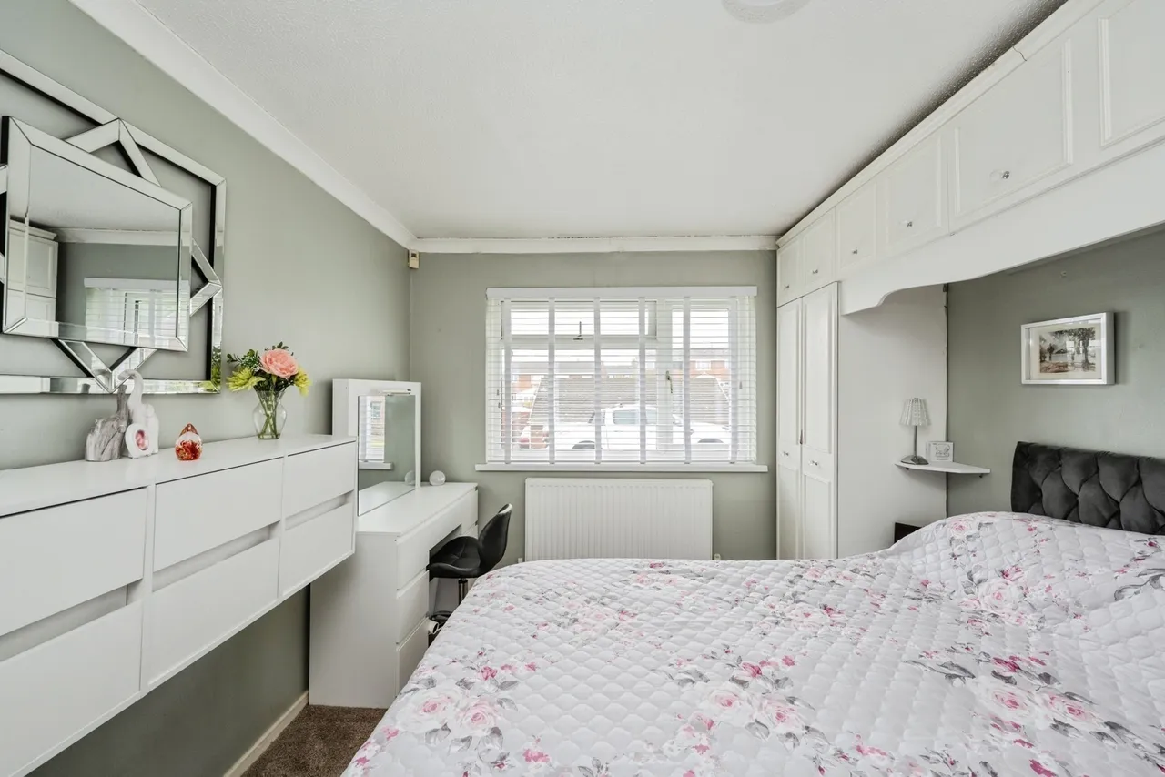 Crud-yr-Awel, Gorseinon, SA4, photo 11