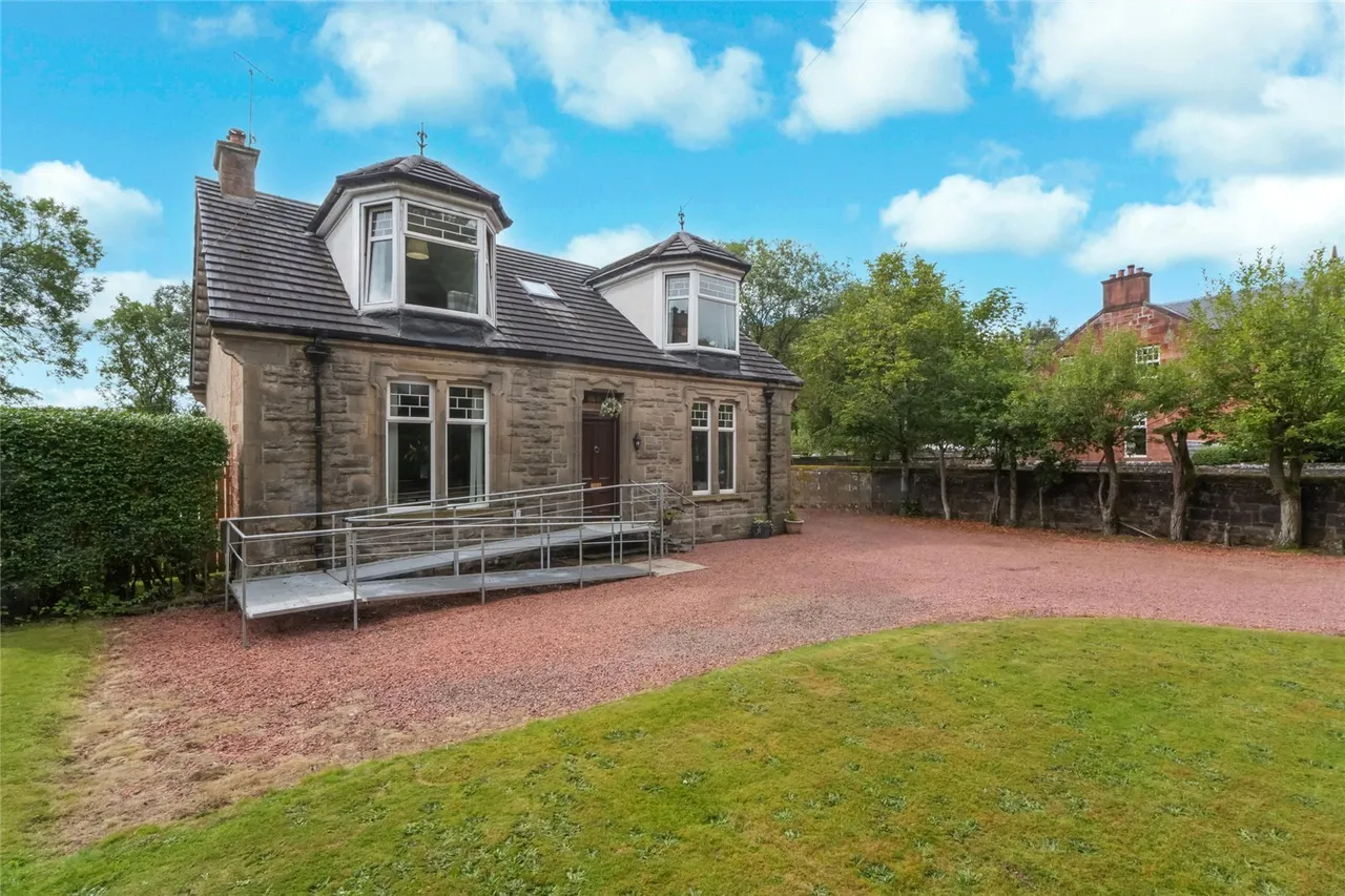Twechar, Kilsyth, G65, photo 32