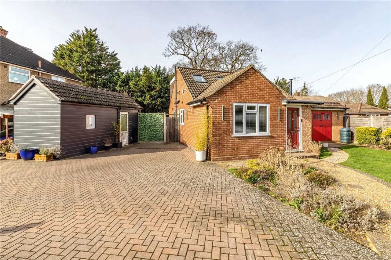 4 bed land for sale — Foxlake Road, Byfleet, West Byfleet, ...