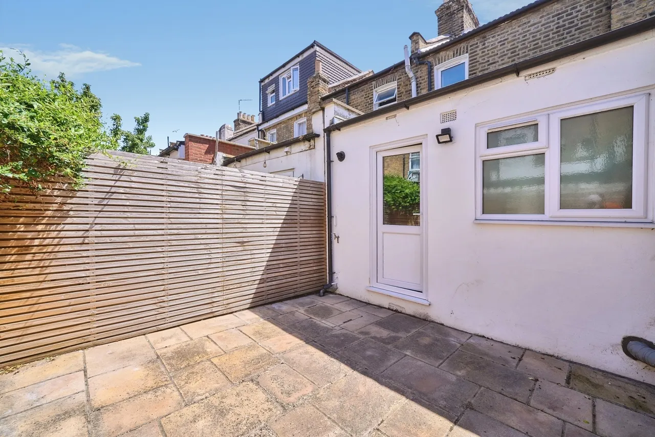 Faringford Road, London, E15, photo 15