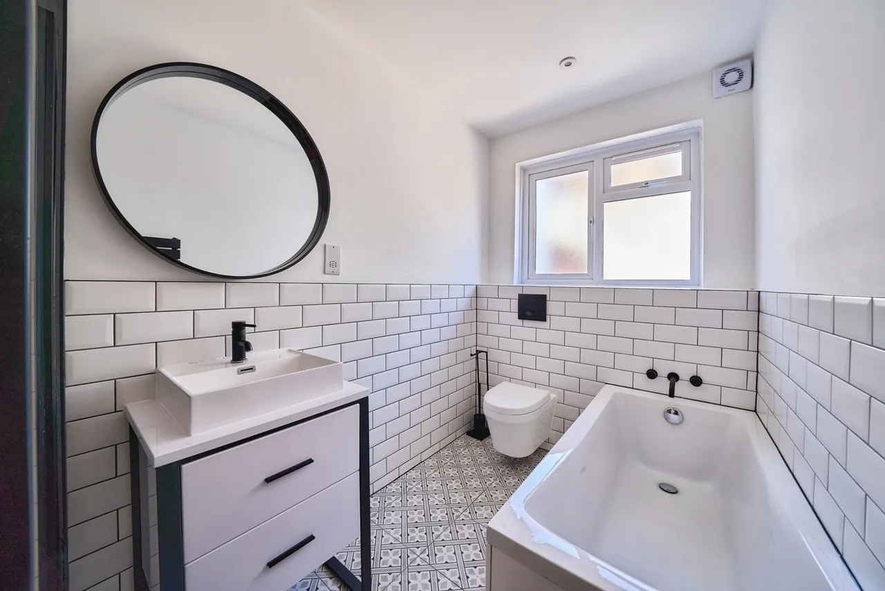 Faringford Road, London, E15, photo 7