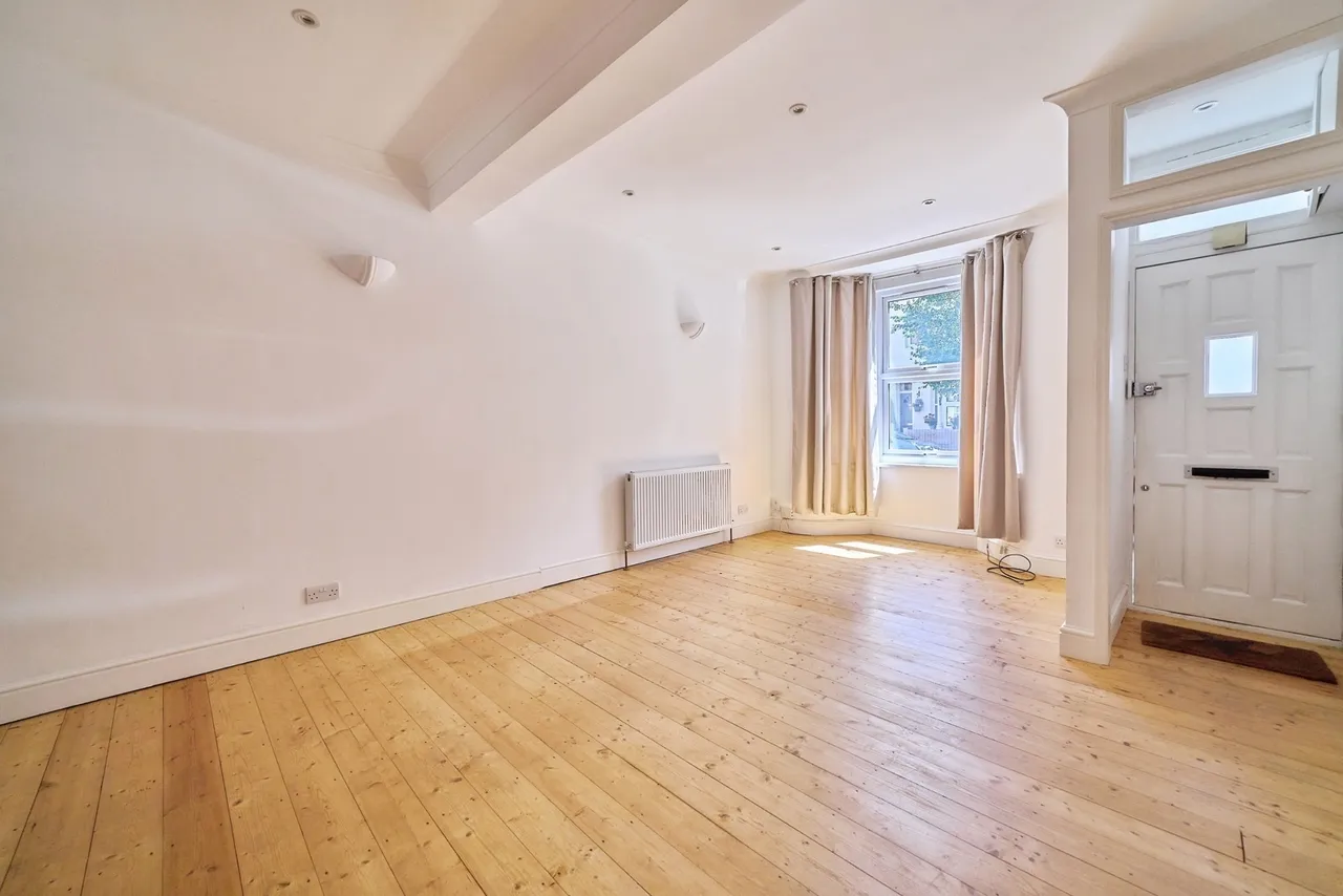 Faringford Road, London, E15, photo 3