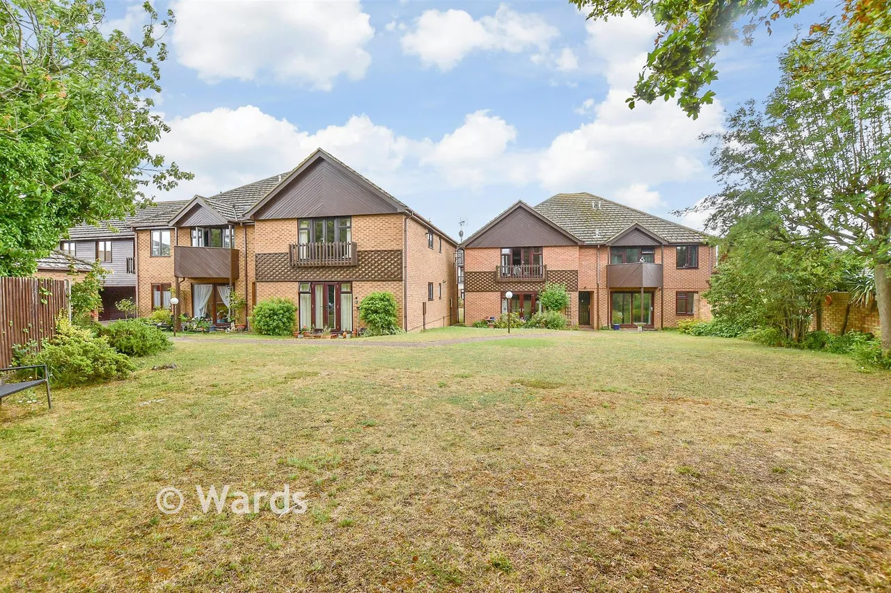 Miles Way, Birchington, CT7, photo 8