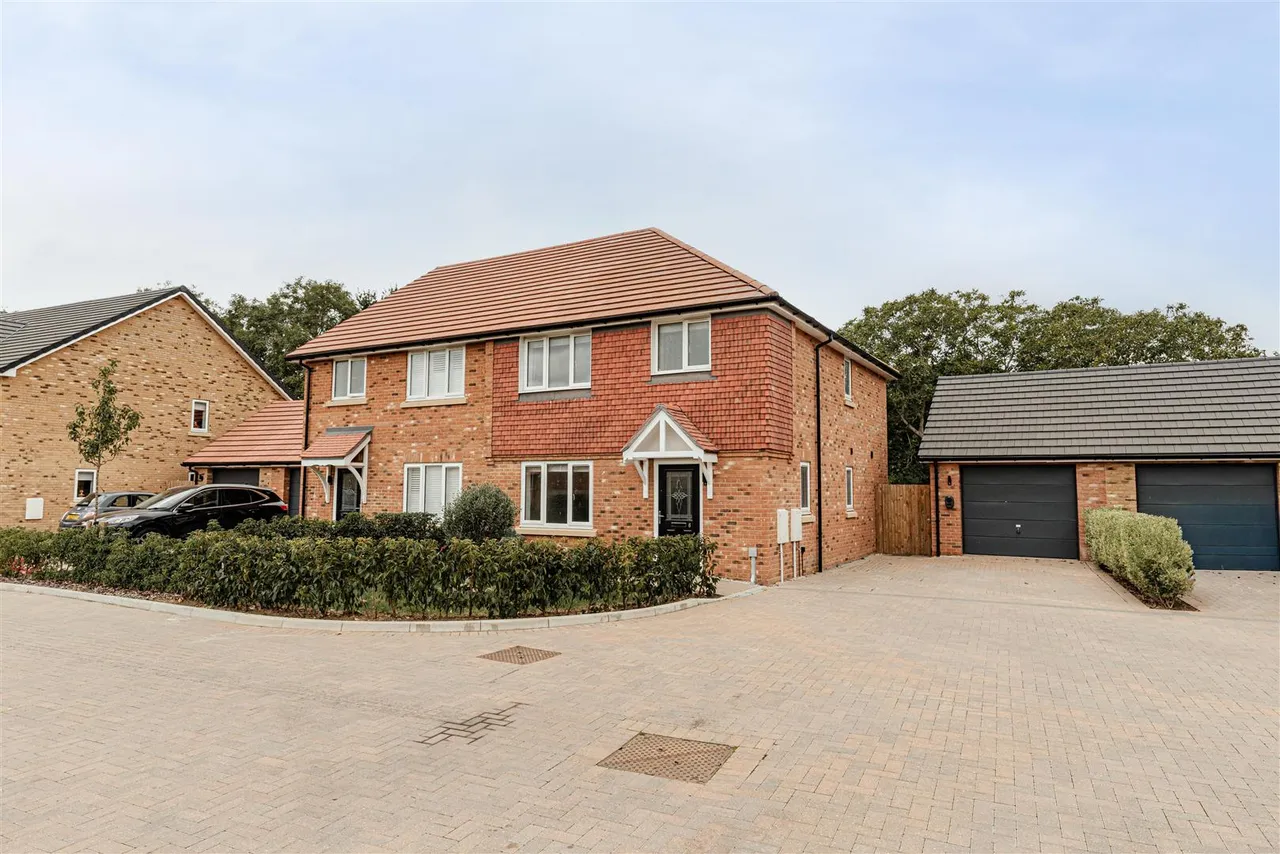 Ellington Mews, Manston, Ramsgate, Kent, CT12 5NF, photo 33