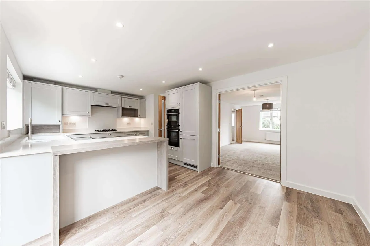 Ellington Mews, Manston, Ramsgate, Kent, CT12 5NF, photo 7