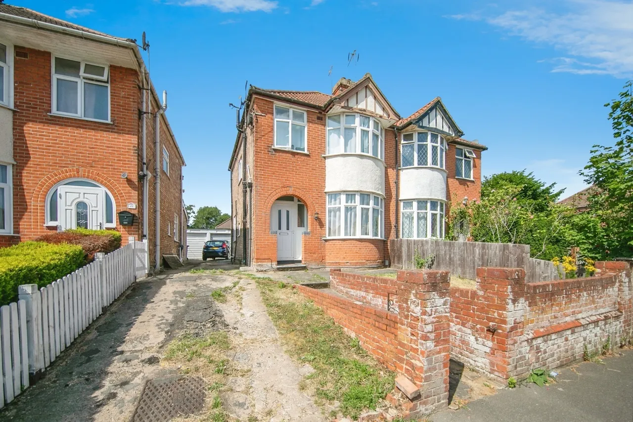 3 bed house for sale — Lavenham Road, Ipswich, Suffolk, IP2