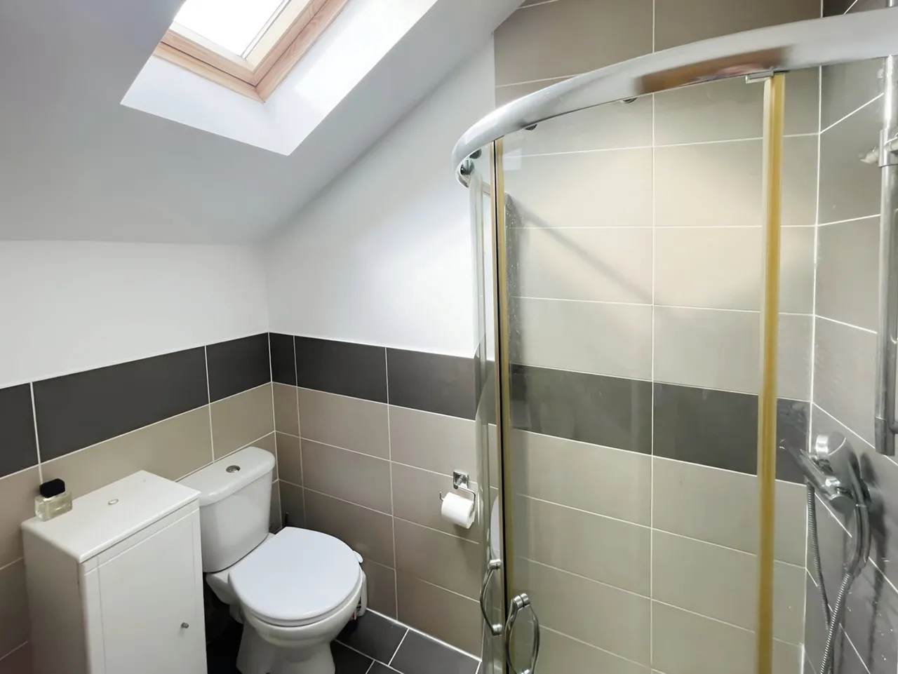 Off Holyhead Road, Pentre-Berw, LL60, photo 27