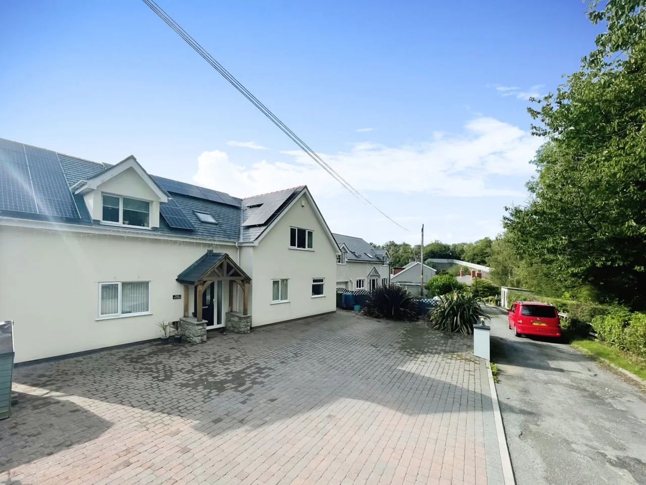 Off Holyhead Road, Pentre-Berw, LL60, photo 46