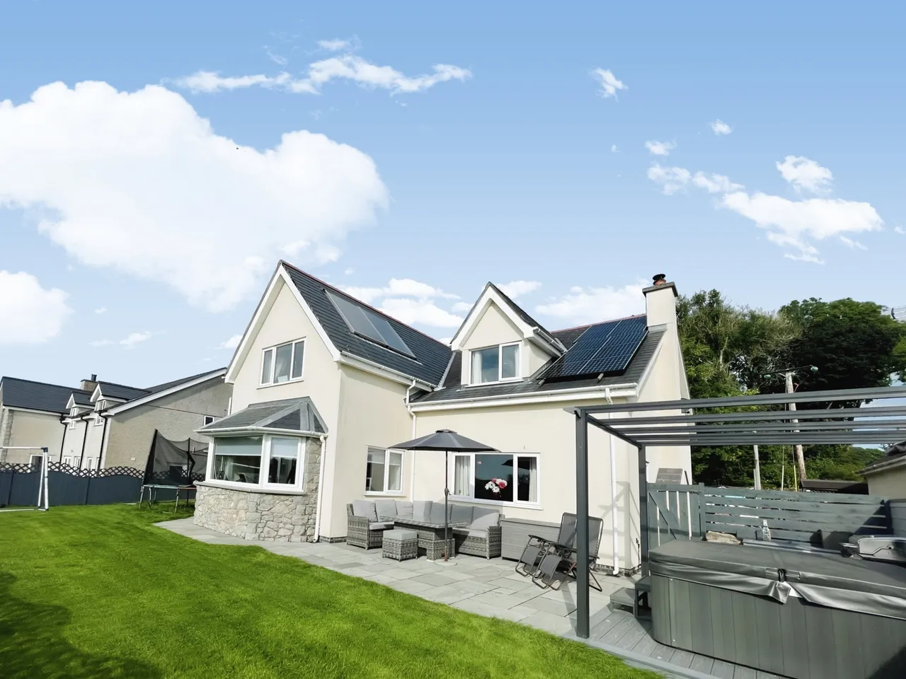 Off Holyhead Road, Pentre-Berw, LL60, photo 41
