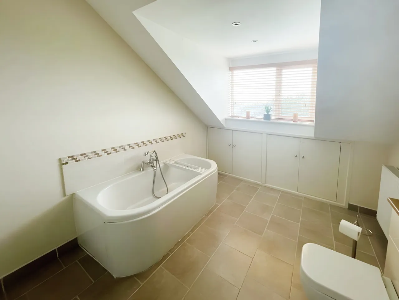 Off Holyhead Road, Pentre-Berw, LL60, photo 35