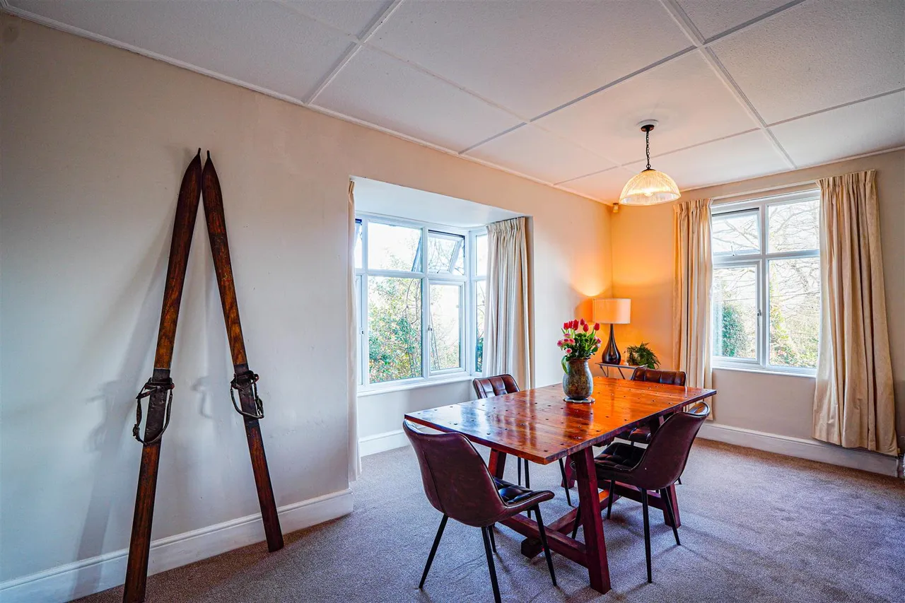 Beauharrow Road, St. Leonards-On-Sea, photo 20