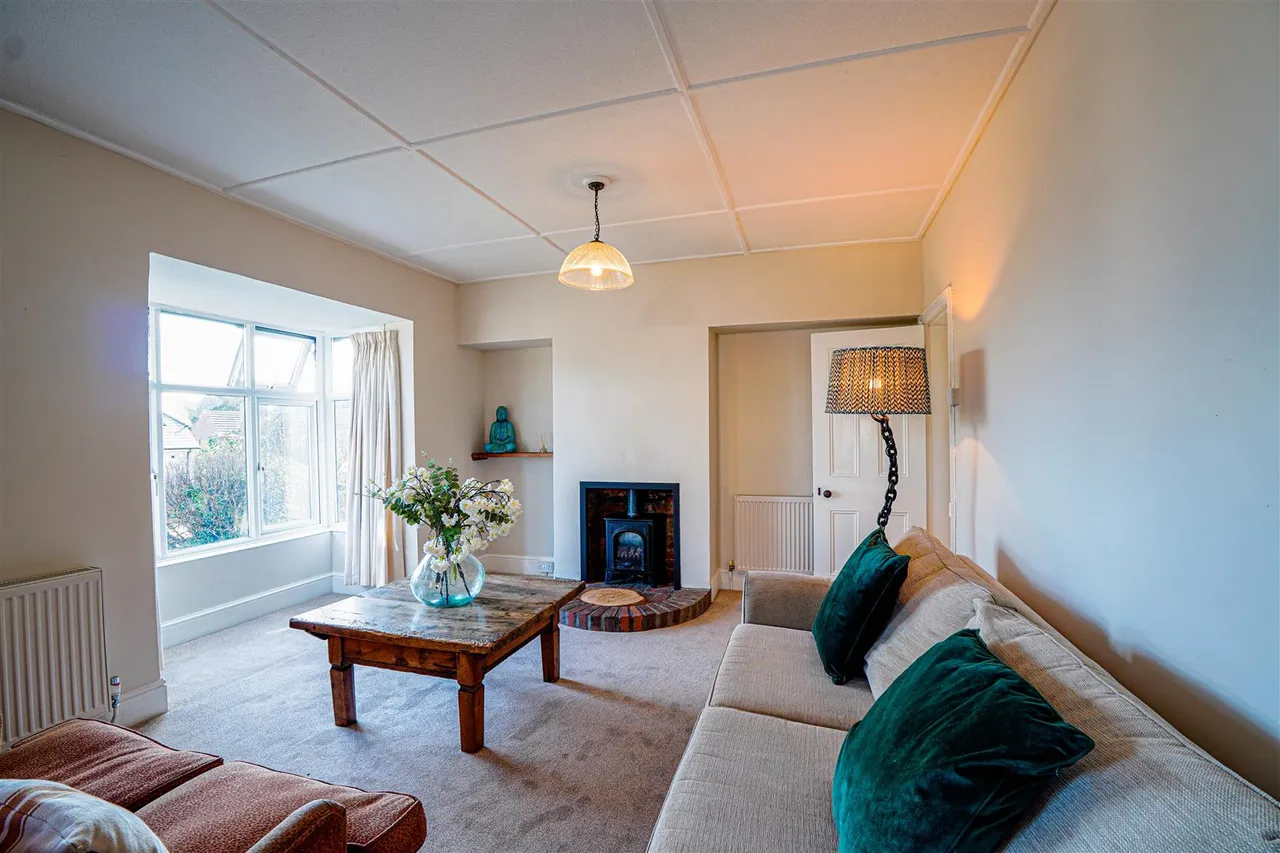 Beauharrow Road, St. Leonards-On-Sea, photo 19
