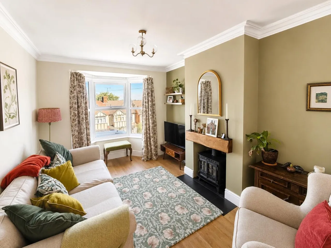 3 bed house for sale — Borstal Street, Rochester