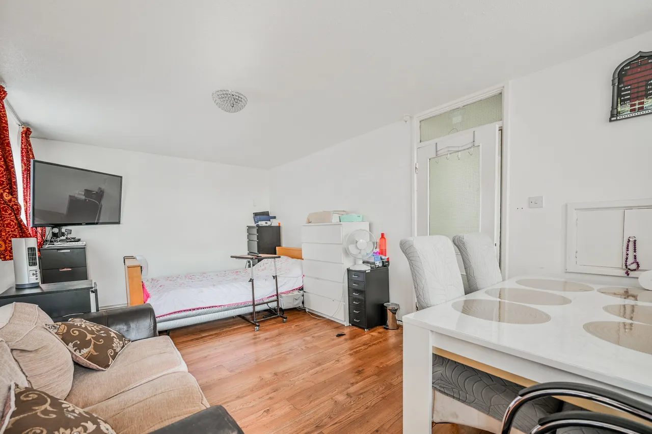161 Boleyn Road, London, photo 4