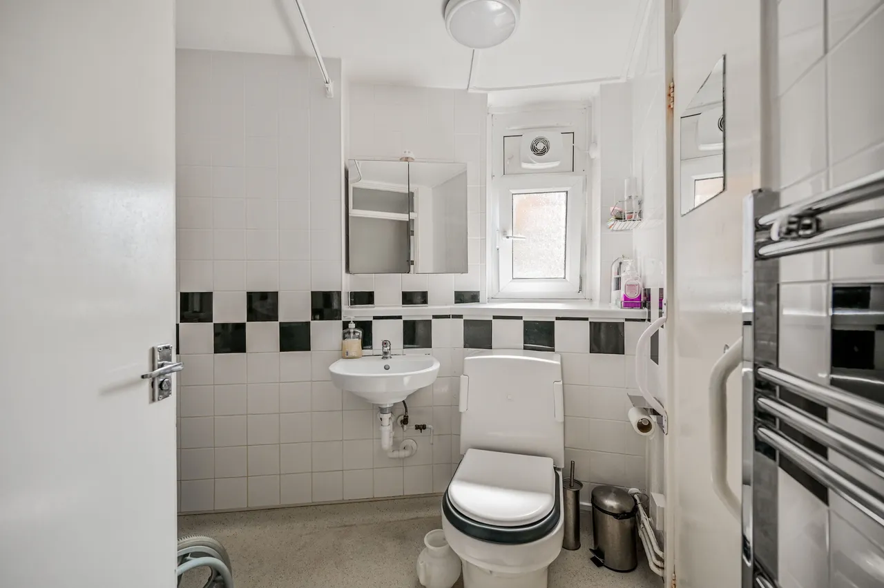 161 Boleyn Road, London, photo 9