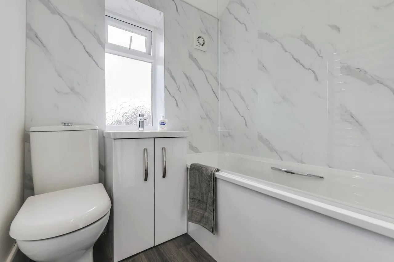 Breary Terrace, Horsforth, LS18, photo 9