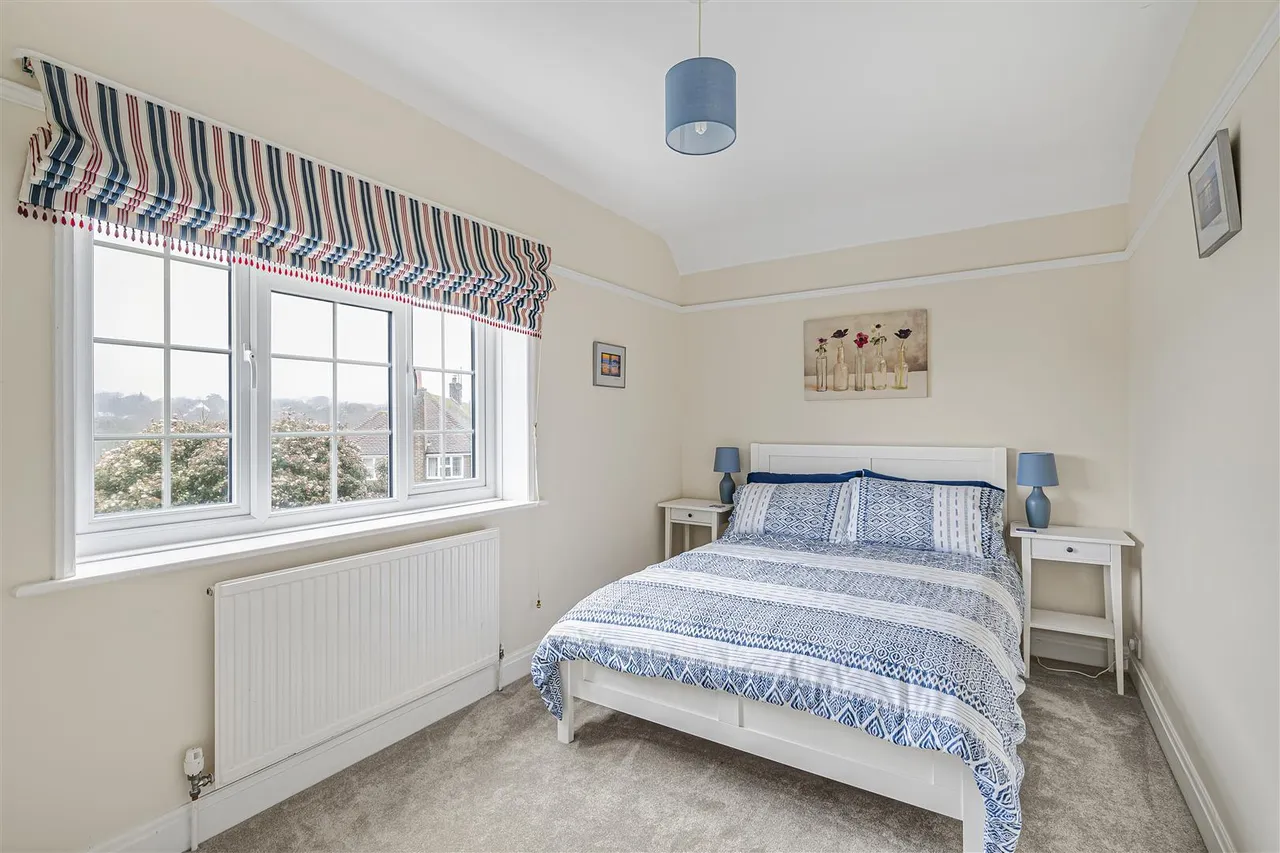 Grove Road, Seaford, photo 13