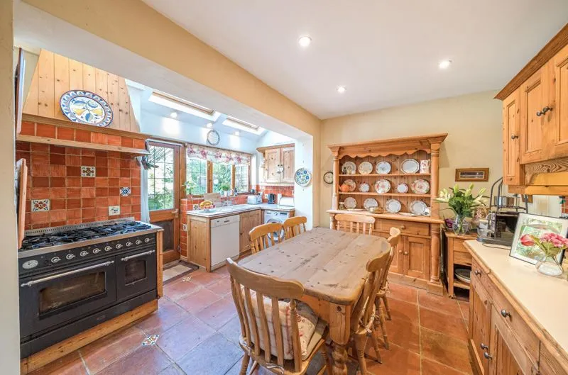 Uplands Road, Kenley CR8 5EE, photo 5