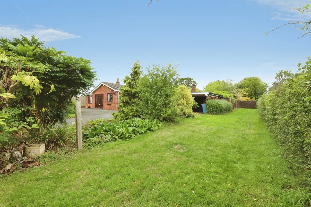 Town Street, Treswell, DN22, photo 13