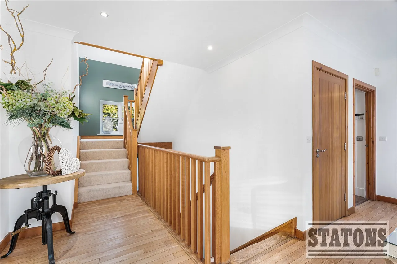 Hammondstreet Road, West Cheshunt, EN7, photo 2